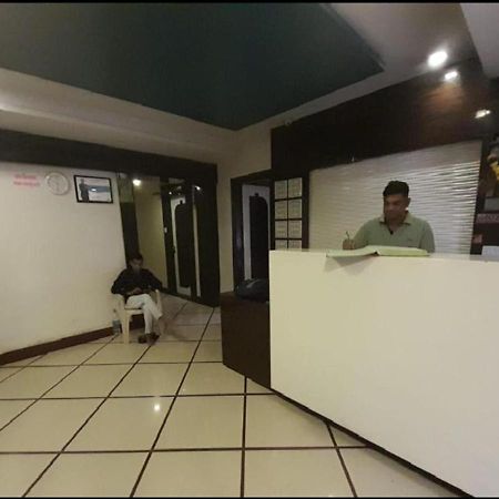 Hotel Sai Ganesh Lodging&Boarding By WB Inn Titwala Exterior foto